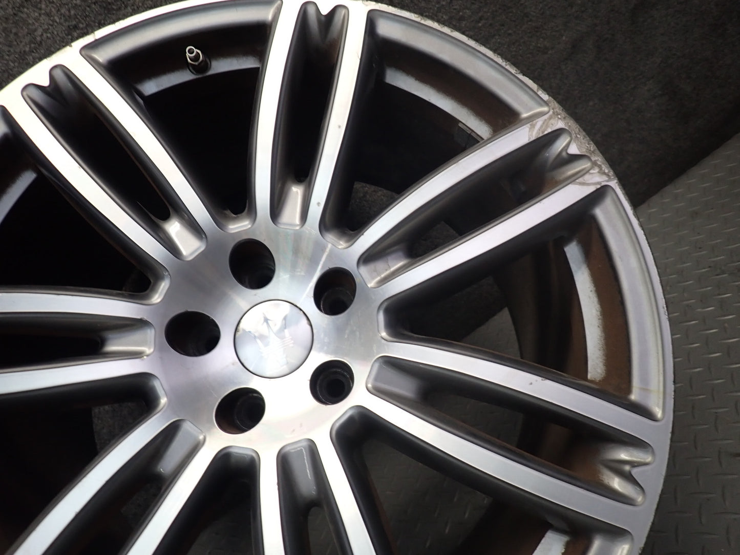 2014-2021 Maserati Quattroporte M156 Alloy Wheel 20" R20 Rim 20x10.5J ET45