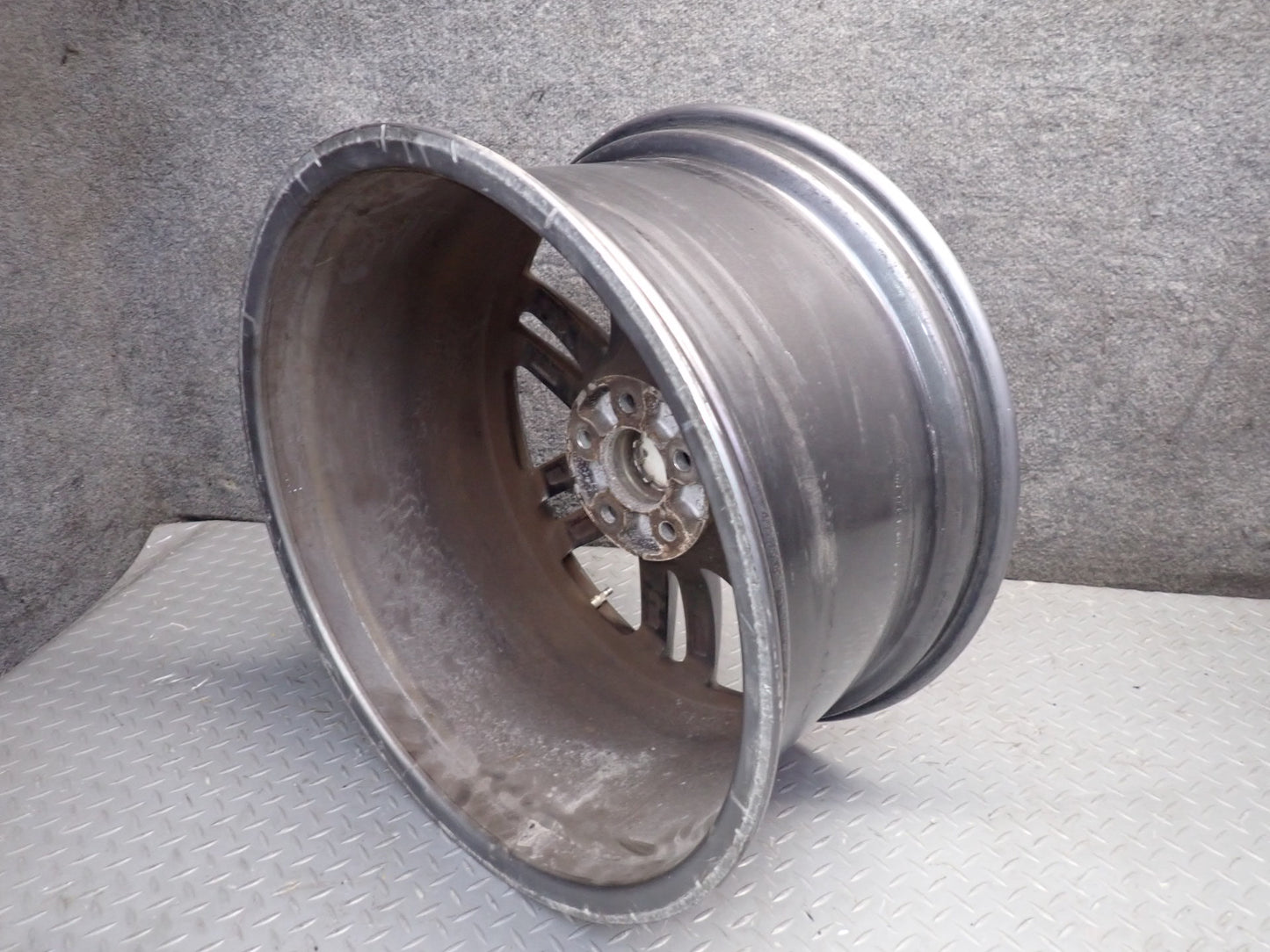 2014-2021 Maserati Quattroporte M156 Alloy Wheel 20" R20 Rim 20x10.5J ET45