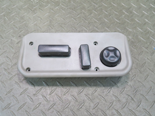 2003-2007 Hummer H2 Front Right Seat Adjust Control Switch