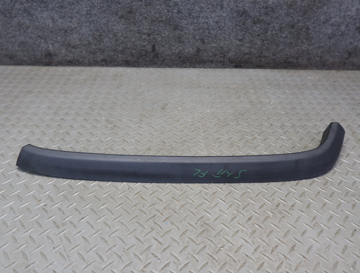 2003-2009 Hummer H2 Front Fender Flare Wheel Arch Upper Trim Molding Set of 2