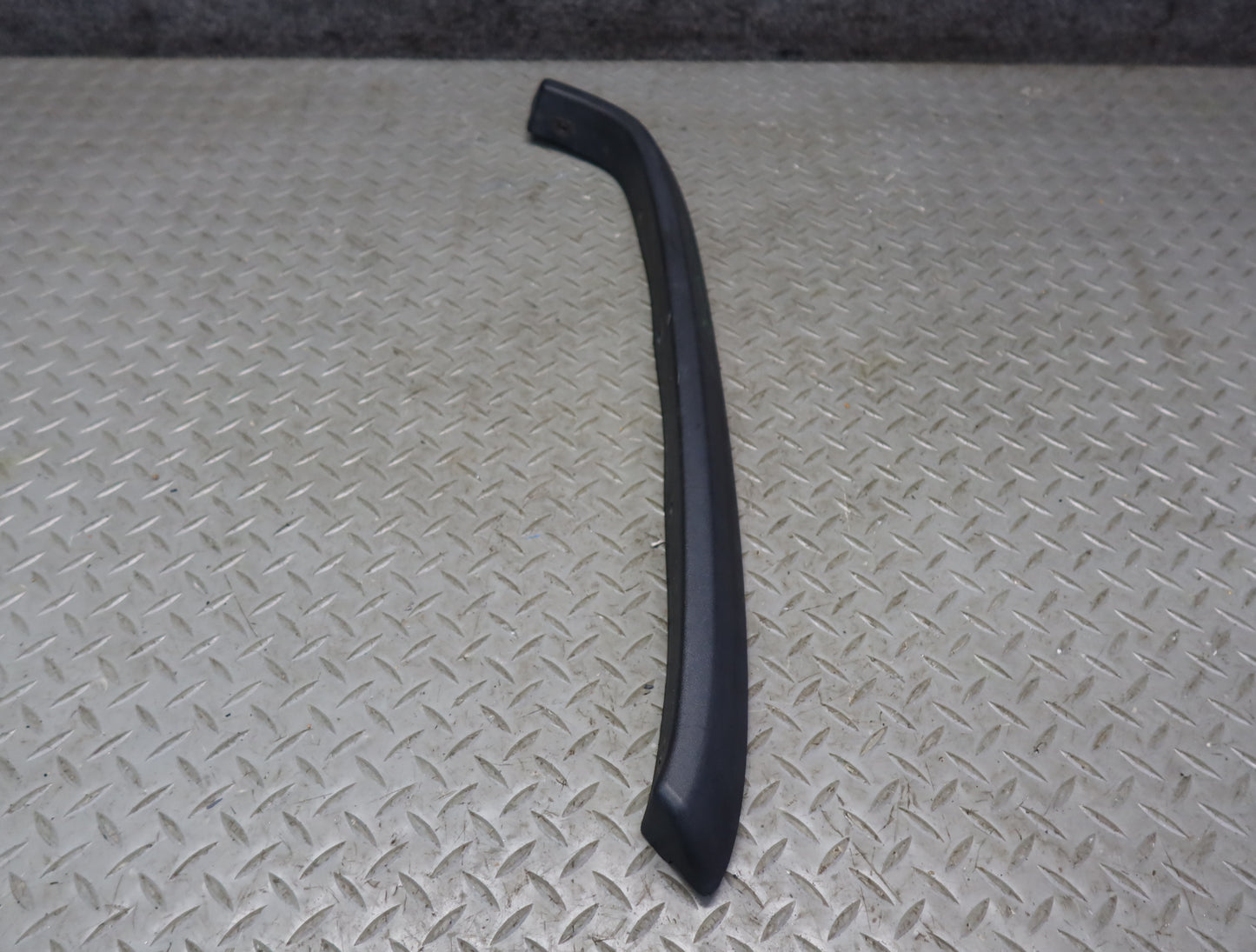 2003-2009 Hummer H2 Front Fender Flare Wheel Arch Upper Trim Molding Set of 2