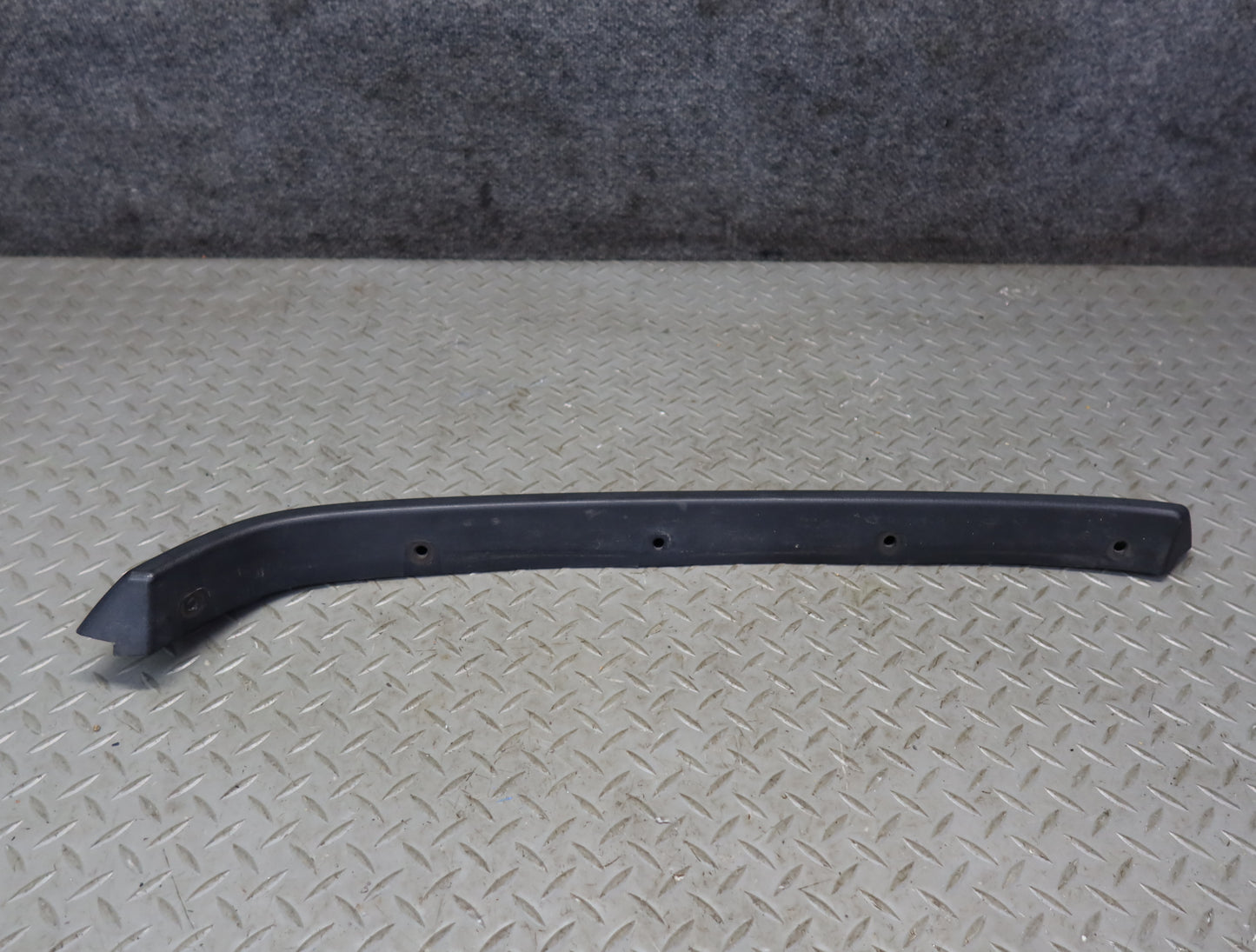 2003-2009 Hummer H2 Front Fender Flare Wheel Arch Upper Trim Molding Set of 2
