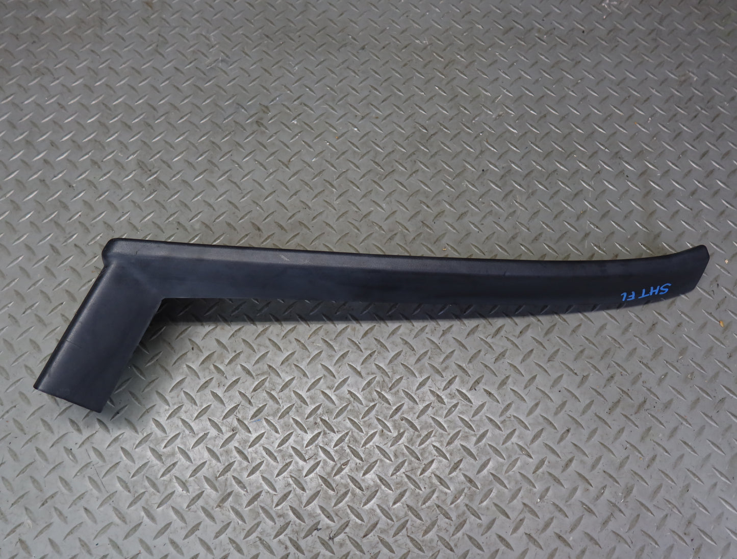 2003-2009 Hummer H2 Front Fender Flare Wheel Arch Lower Trim Molding Set of 2