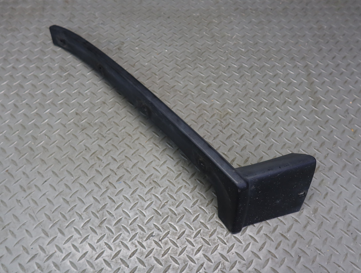 2003-2009 Hummer H2 Front Fender Flare Wheel Arch Lower Trim Molding Set of 2