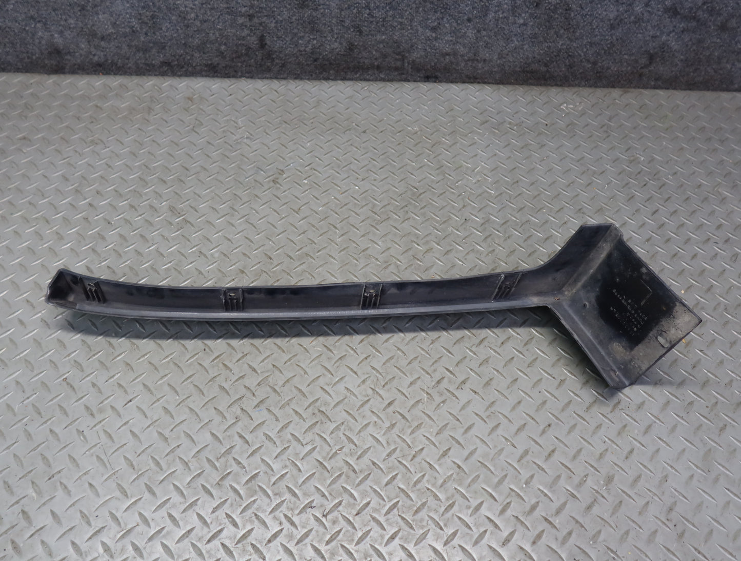 2003-2009 Hummer H2 Front Fender Flare Wheel Arch Lower Trim Molding Set of 2