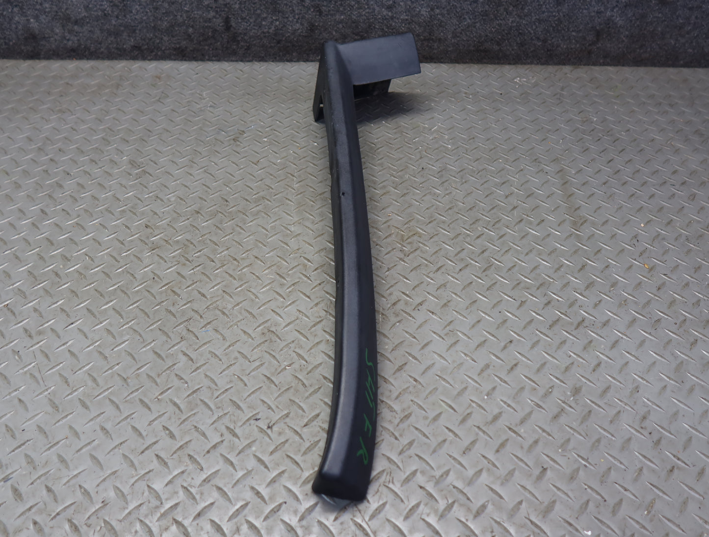 2003-2009 Hummer H2 Front Fender Flare Wheel Arch Lower Trim Molding Set of 2