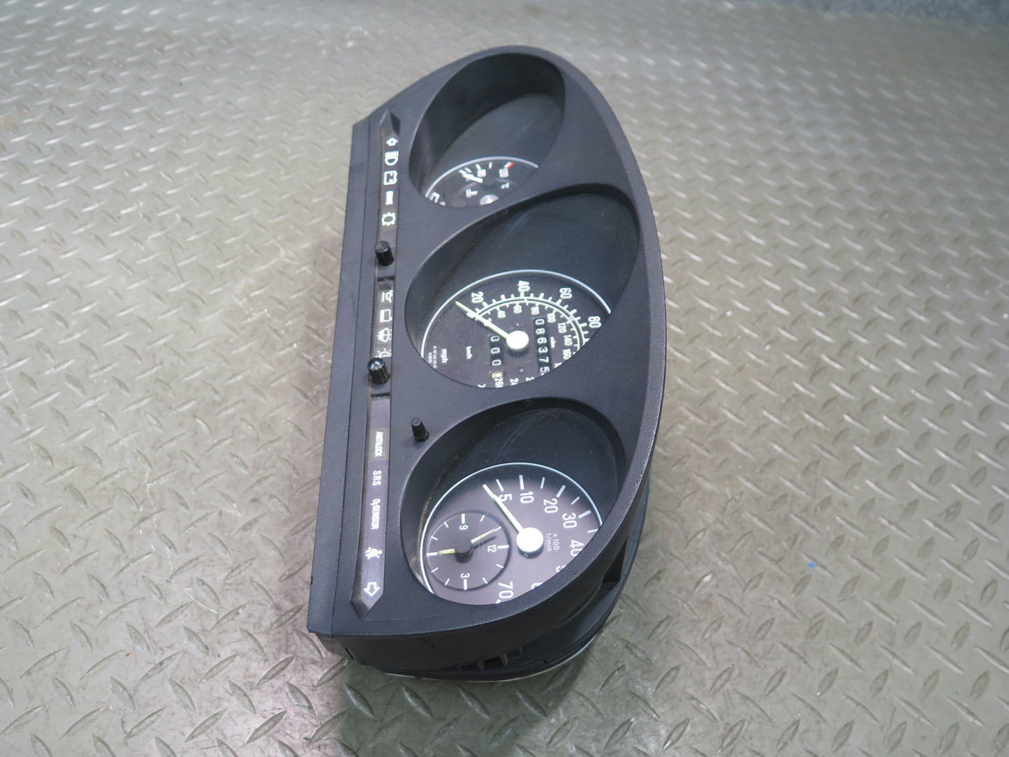 86-89 Mercedes R107 560SL Instrument Cluster Gauge Speedometer OEM