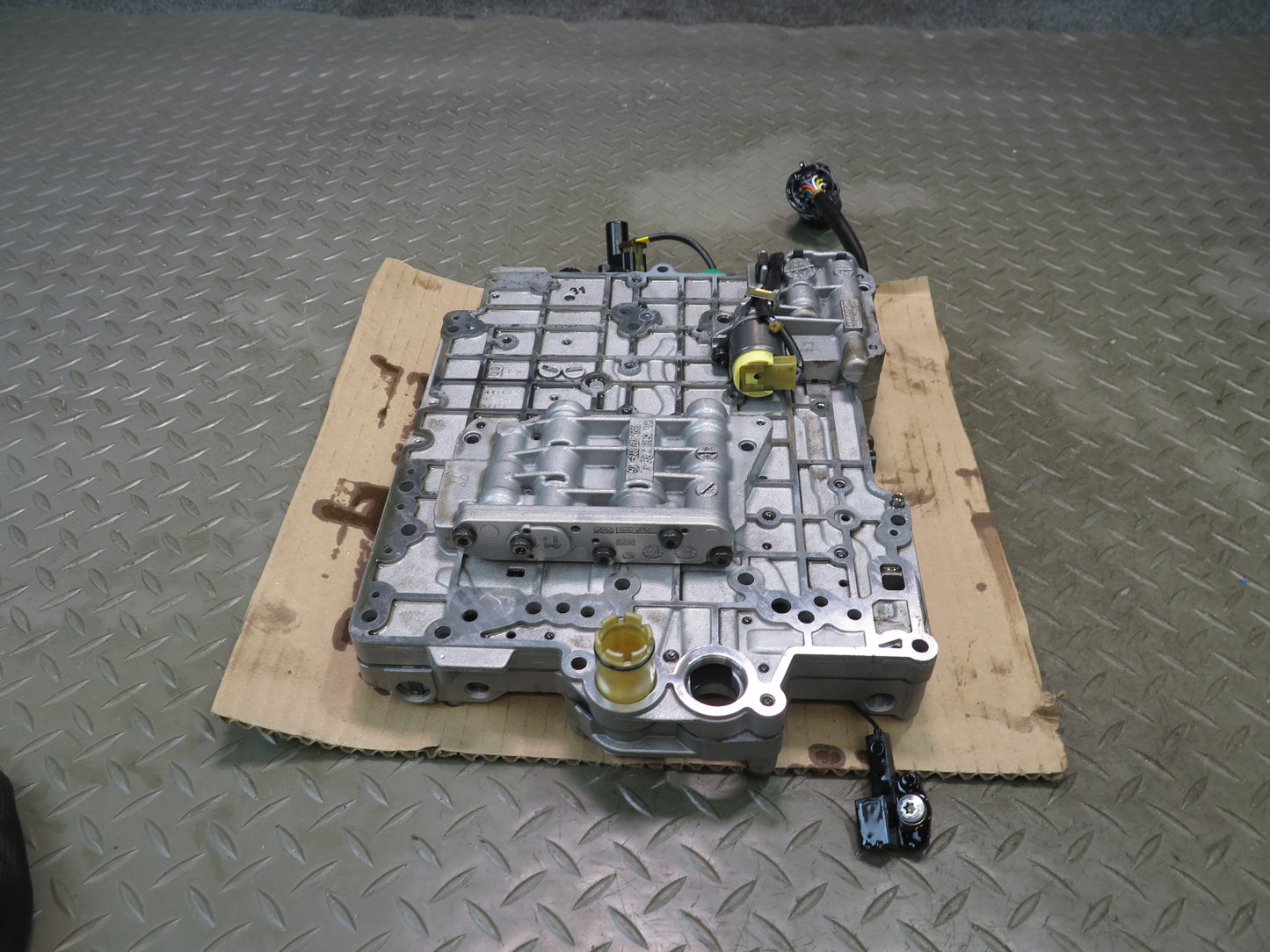03-05 BMW E85 Z4 3.0L A5S 325Z Automatic Transmission Valve Body Mechatronic OEM