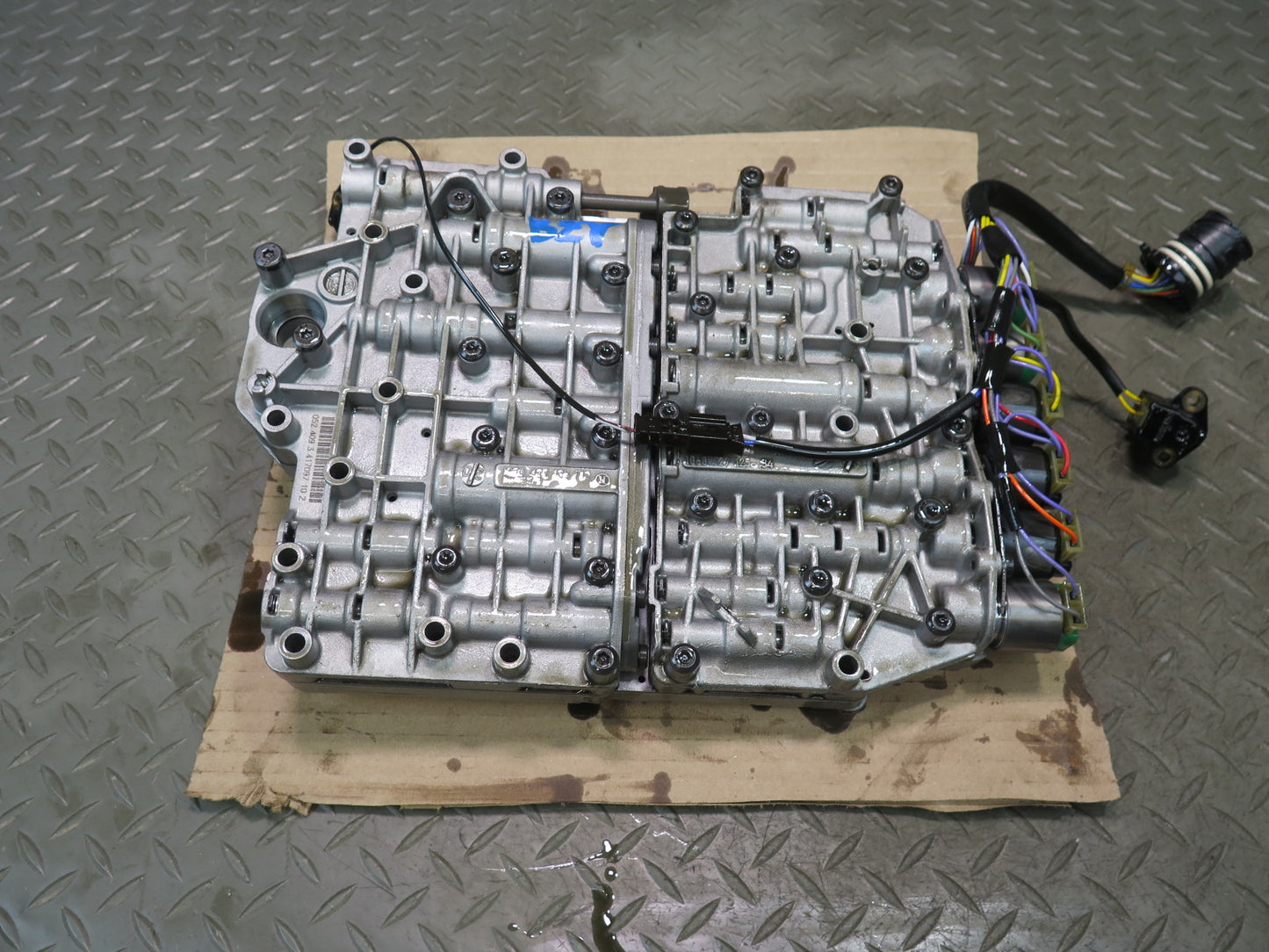 03-05 BMW E85 Z4 3.0L A5S 325Z Automatic Transmission Valve Body Mechatronic OEM