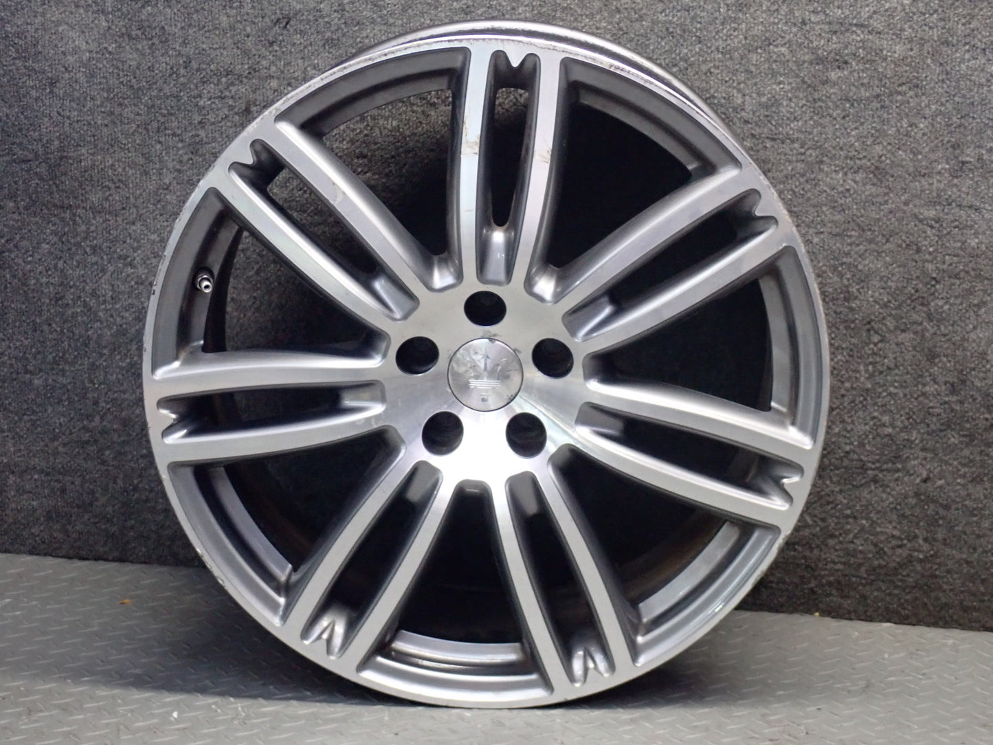 2014-2021 Maserati Quattroporte M156 Alloy Wheel 20" R20 Rim 20x8.5J ET43