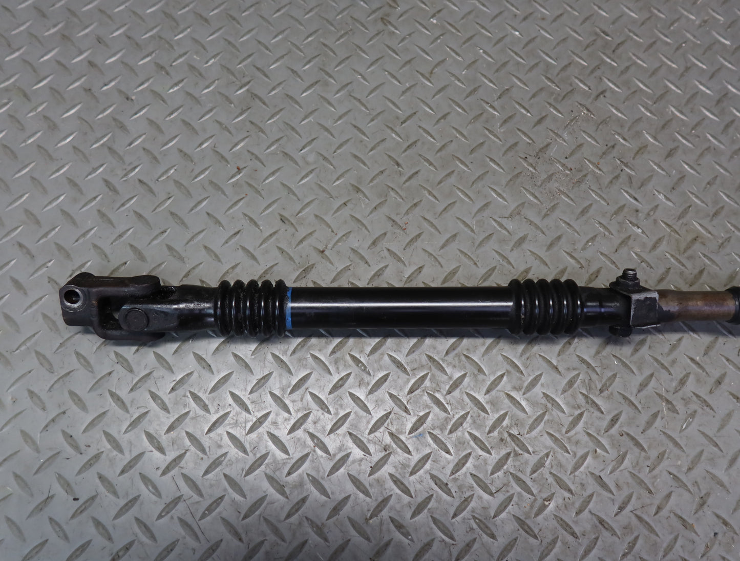 2003-2007 Hummer H2 Steering Column Intermediate U Joint Linkage Shaft