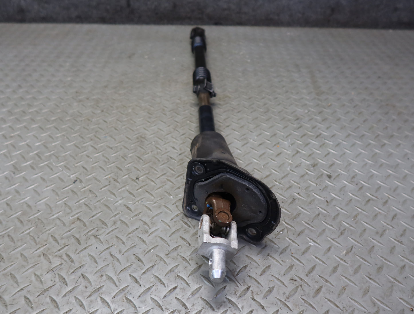 2003-2007 Hummer H2 Steering Column Intermediate U Joint Linkage Shaft