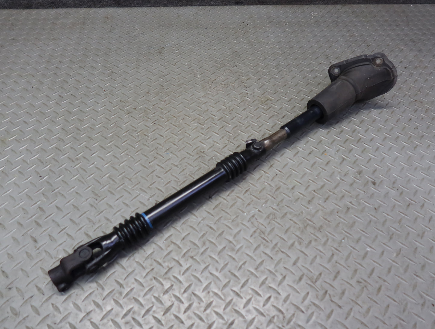 2003-2007 Hummer H2 Steering Column Intermediate U Joint Linkage Shaft