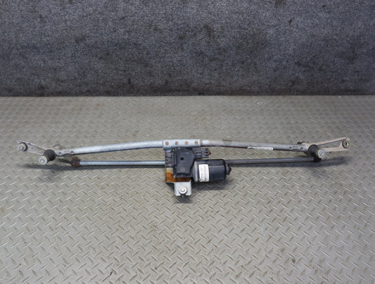 2003-2007 Hummer H2 Front Windshield Wiper Transmission Linkage w Motor 15252855