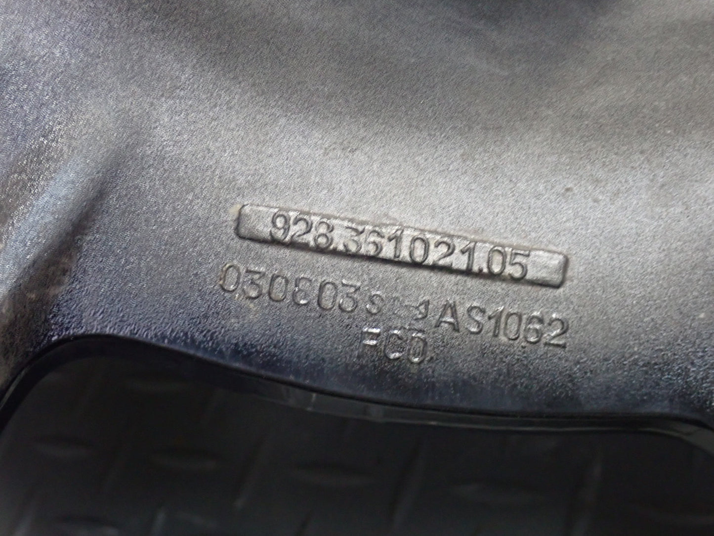 1983-1989 Porsche 928 S Factory R16 16" Wheel Rim 16x7J ET65 Set of 4