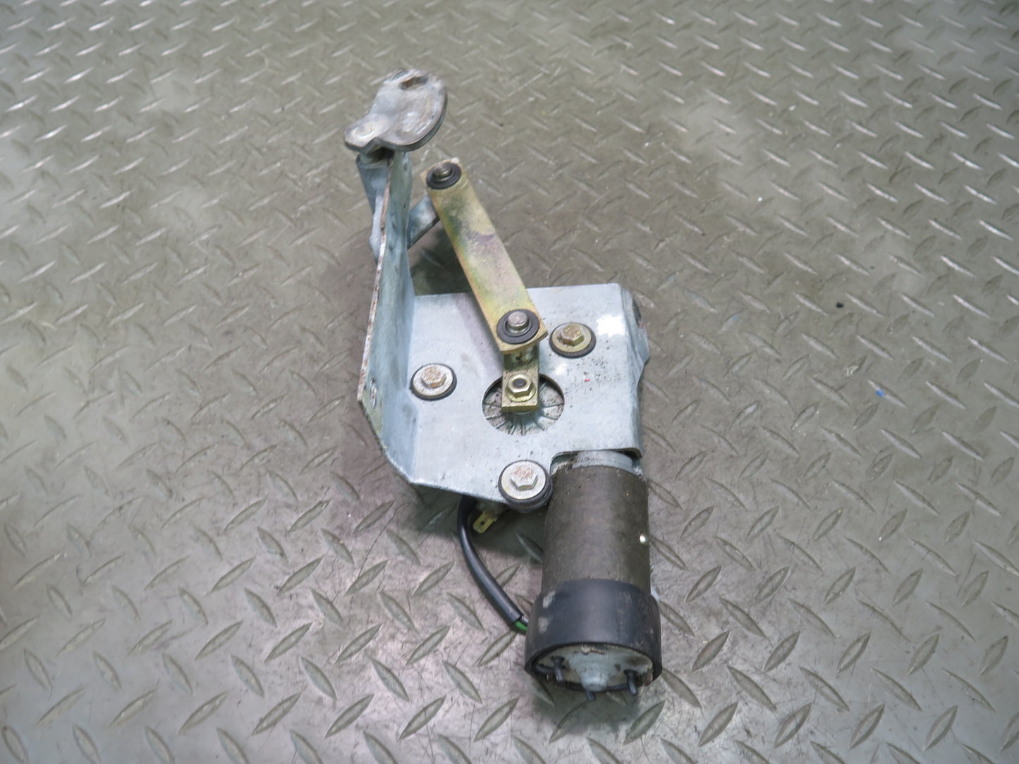 1984-1991 Porsche 928 Rear Trunk Tailgate Hatch Wiper Motor 92862840302