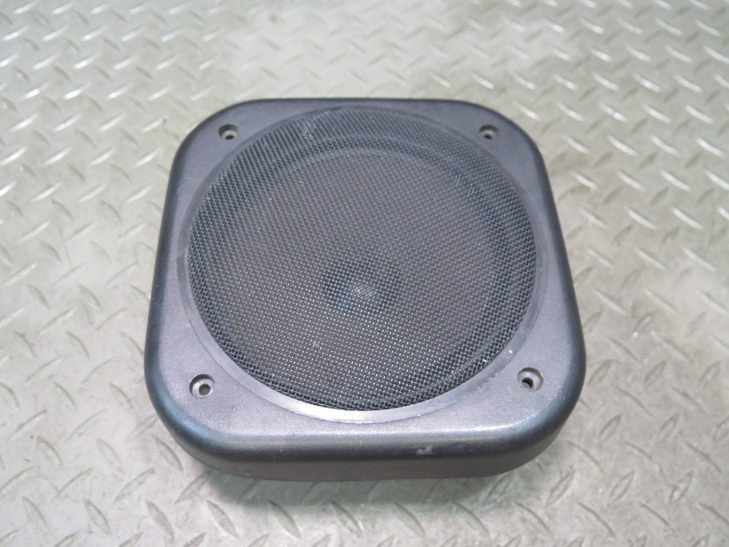 1984-1989 Porsche 928 Rear Left & Right Side Audio Speaker W/ Cover Set