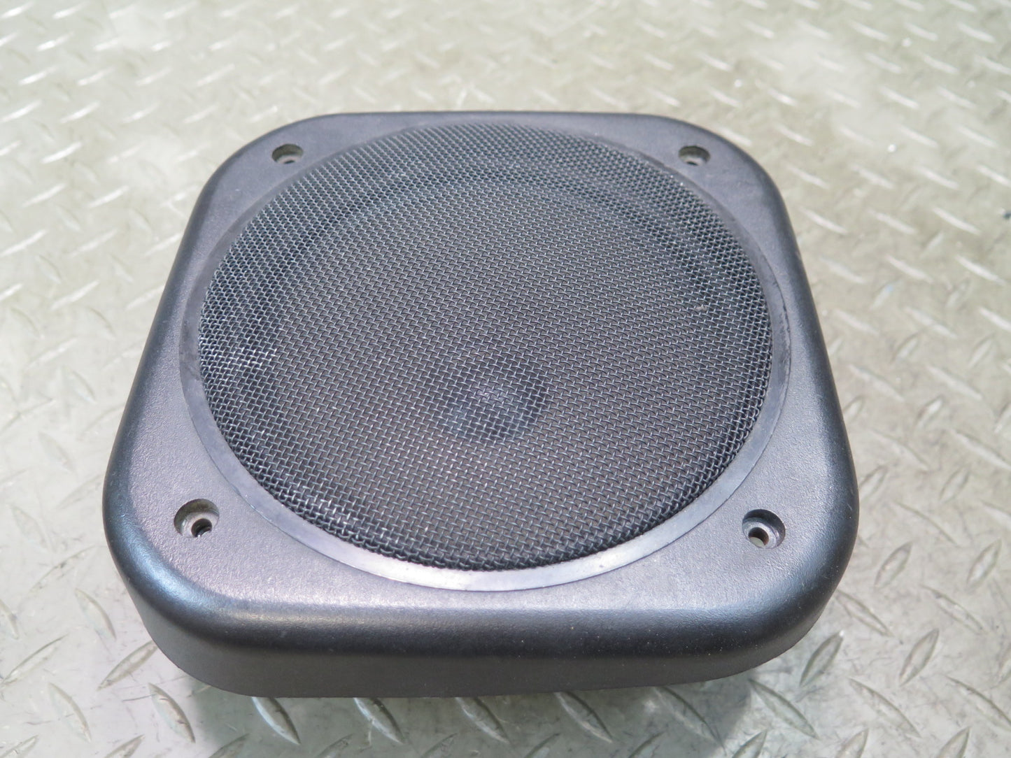 1984-1989 Porsche 928 Rear Left & Right Side Audio Speaker W/ Cover Set