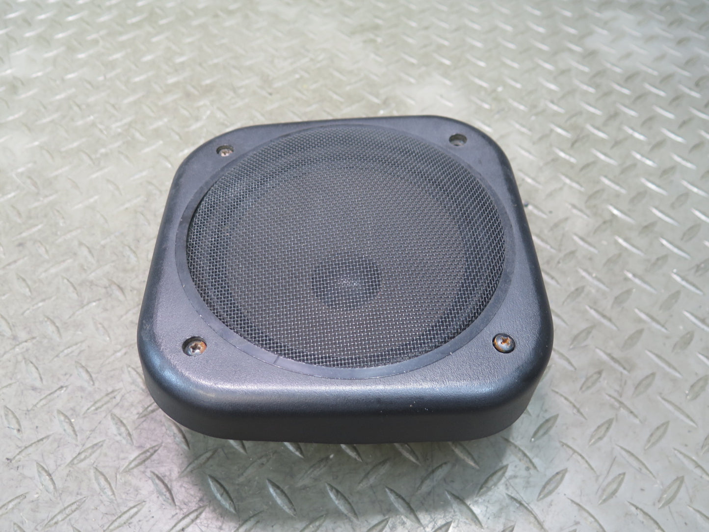 1984-1989 Porsche 928 Rear Left & Right Side Audio Speaker W/ Cover Set