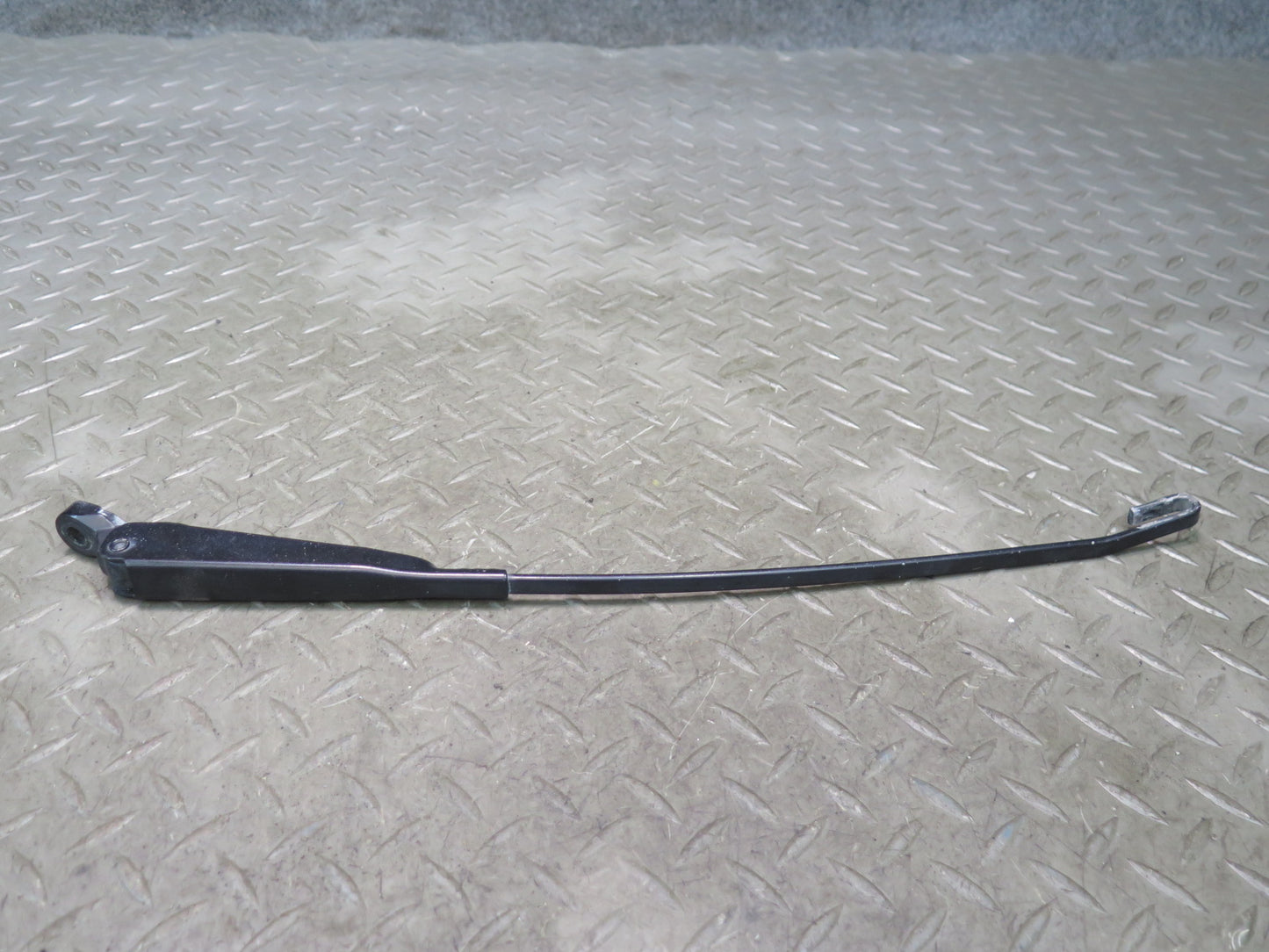 1983-1995 Porsche 928 S Front Left & Right Windshield Wiper Arm Set of 2