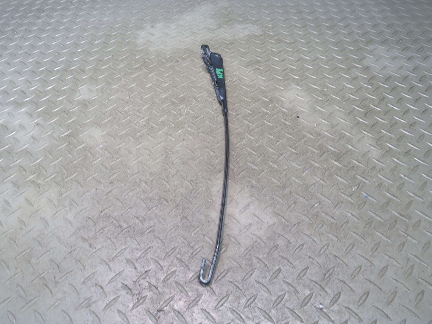 1983-1995 Porsche 928 S Front Left & Right Windshield Wiper Arm Set of 2