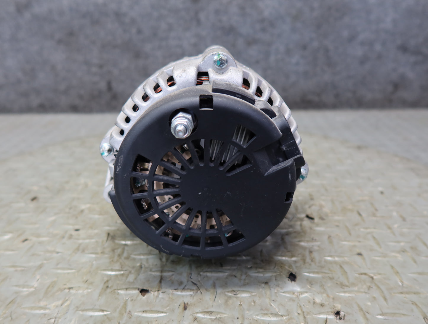03-04 Chevrolet SSR V8 5.3L Engine Alternator Generator 51K Miles OEM