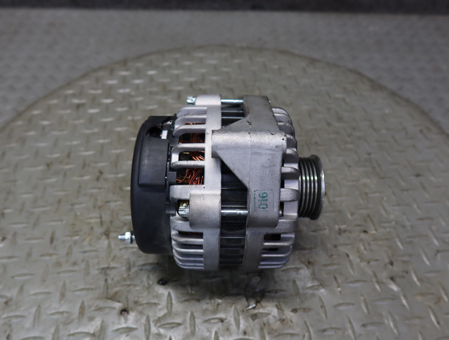 03-04 Chevrolet SSR V8 5.3L Engine Alternator Generator 51K Miles OEM
