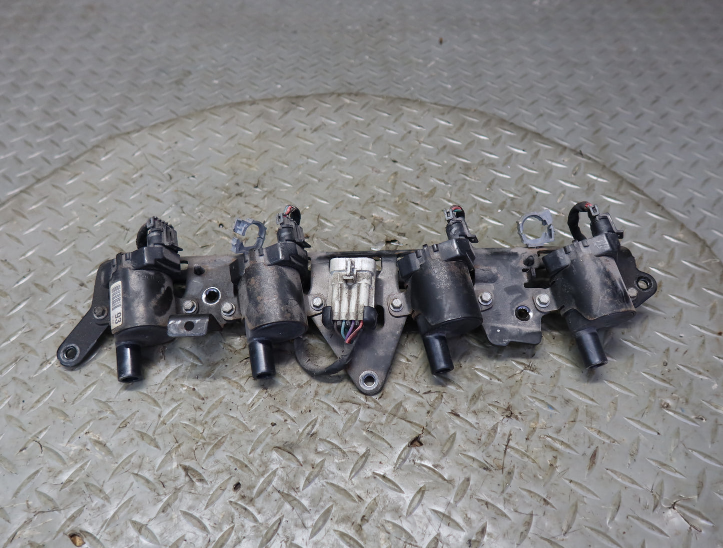 03-04 Chevrolet SSR V8 5.3L Right Engine Ignition Coil Pack Assy 51K Miles OEM