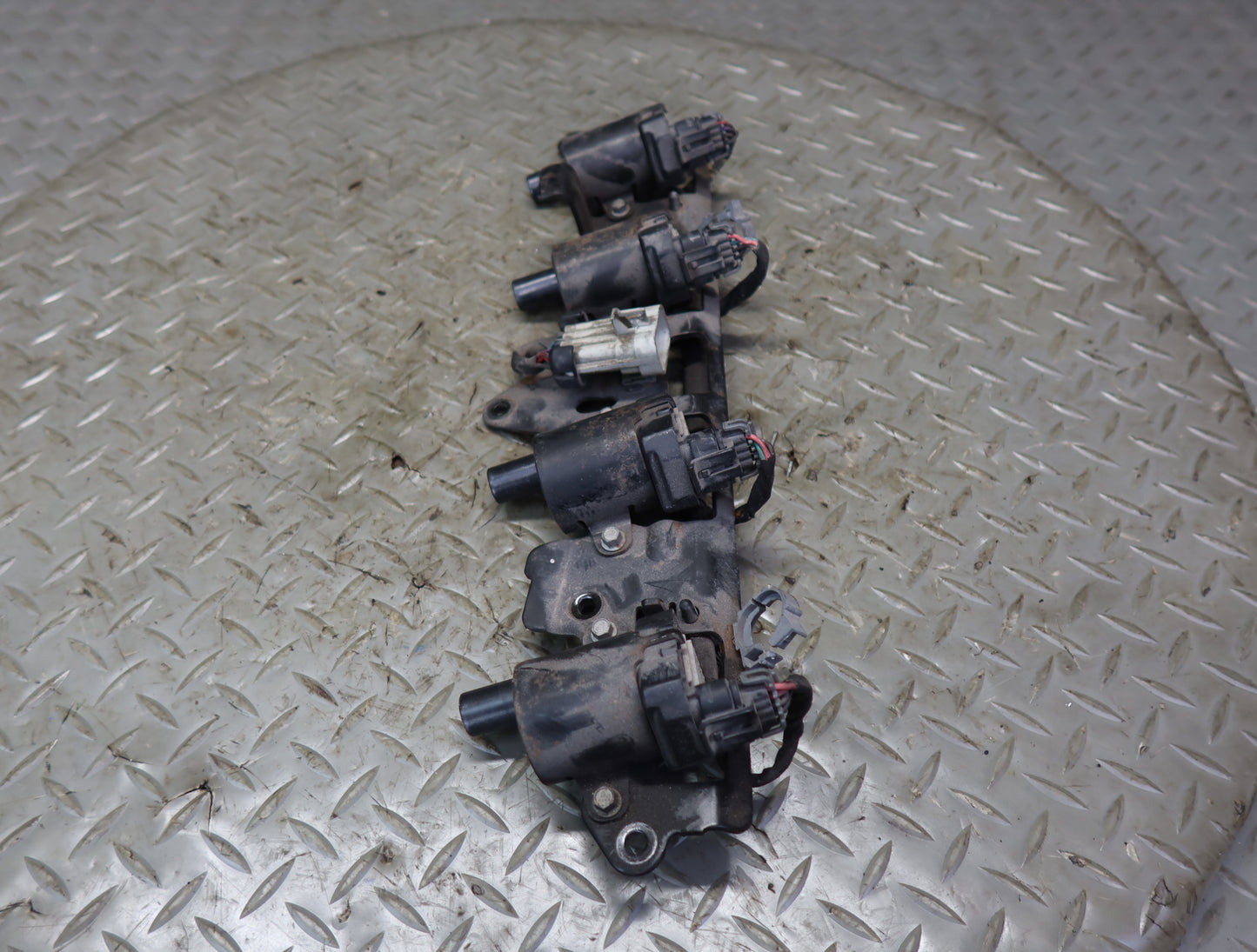 03-04 Chevrolet SSR V8 5.3L Right Engine Ignition Coil Pack Assy 51K Miles OEM