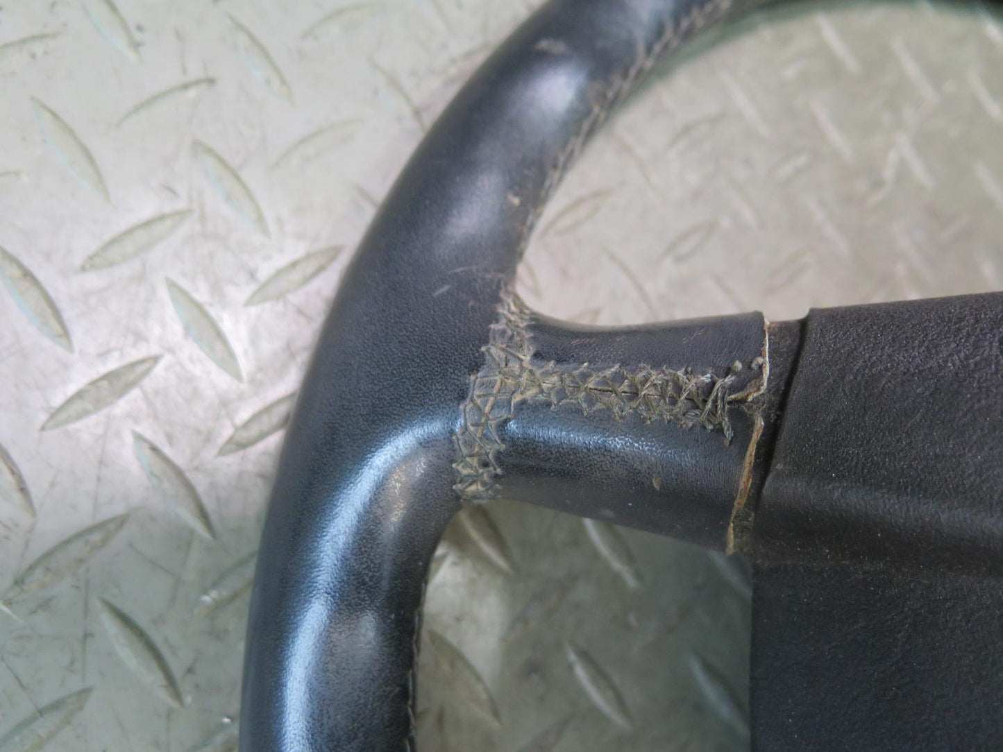86-89 Mercedes R107 560SL 4 Spoke Leather Steering Black OEM