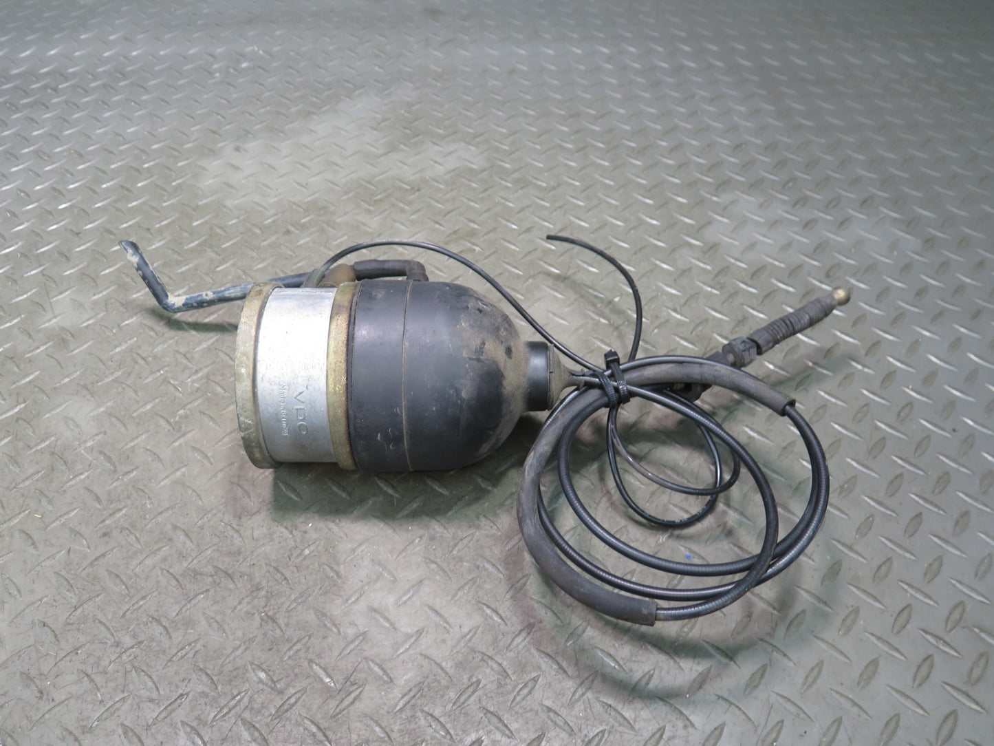 1985-1986 Porsche 928 S Cruise Control Actuator Servo Drive Unit 92861712103