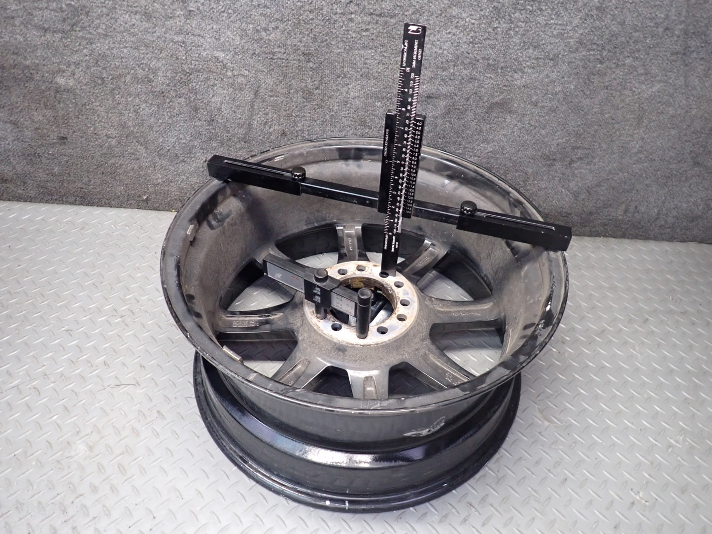 Moto Metal MO970 R20" Wheel Rim 20x9.0J 6x139.7 Set of 4