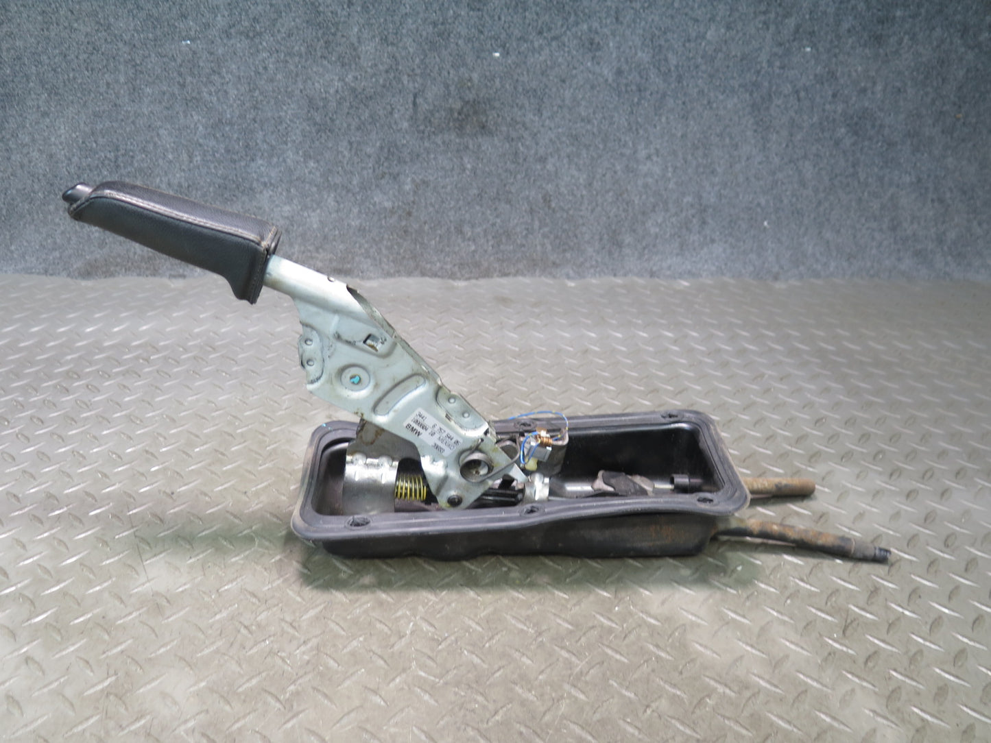 03-08 BMW E86 E85 Z4 Parking Handbrake Lever w Housing Assembly OEM