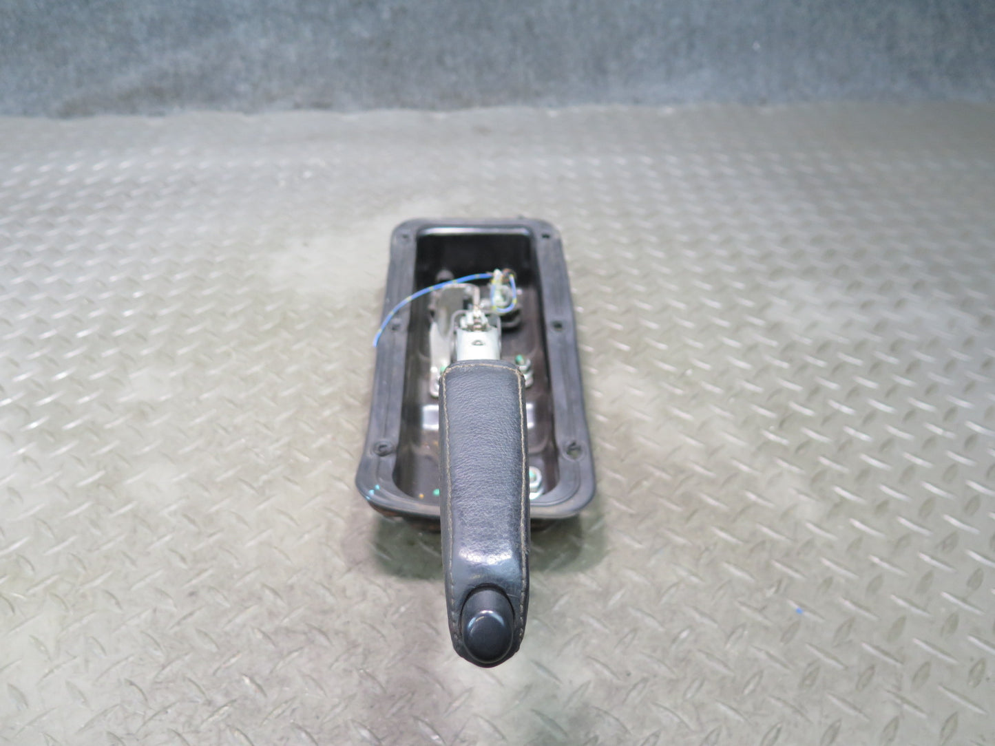 03-08 BMW E86 E85 Z4 Parking Handbrake Lever w Housing Assembly OEM