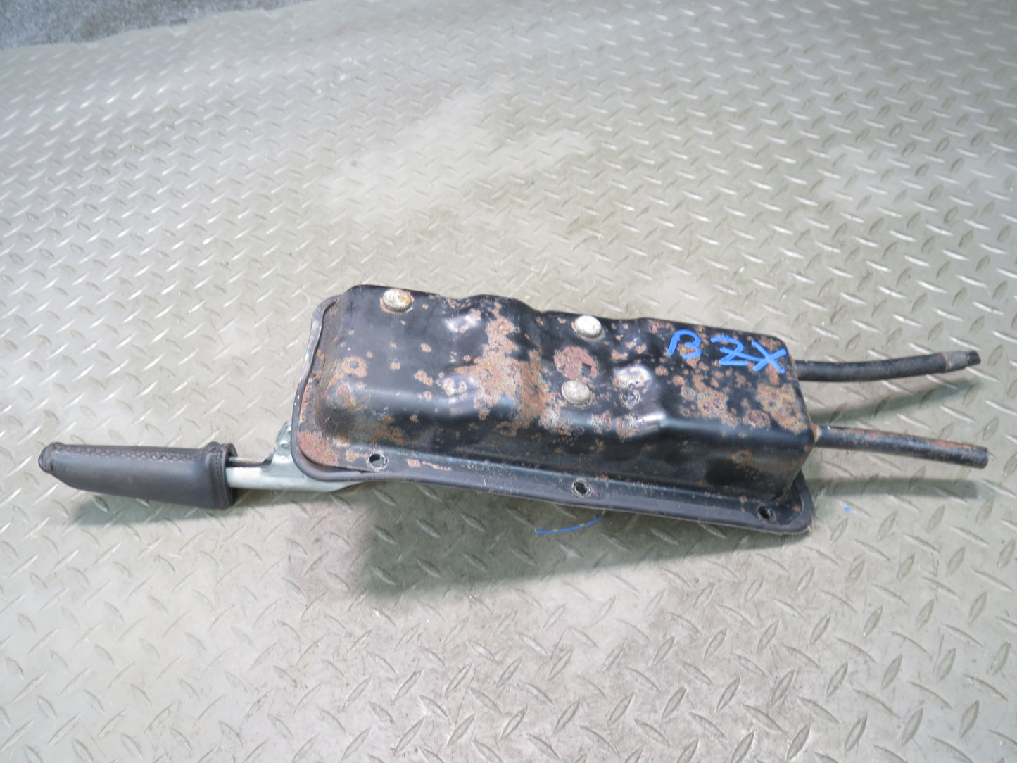 03-08 BMW E86 E85 Z4 Parking Handbrake Lever w Housing Assembly OEM
