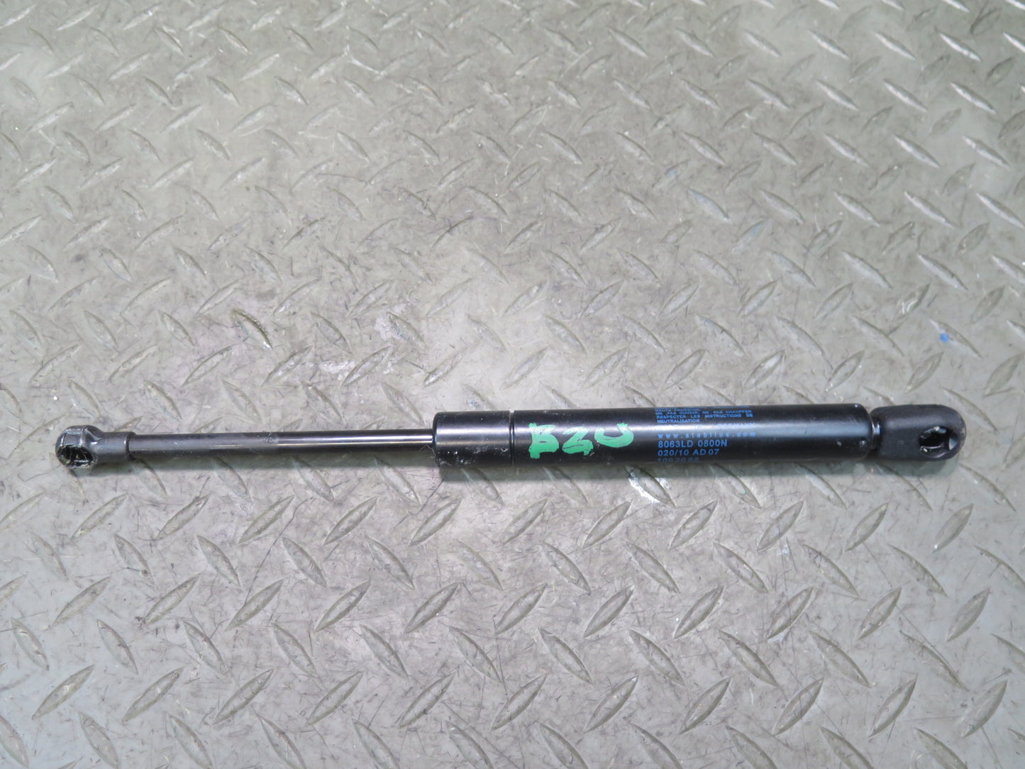09-16 BMW E89 Z4 Convertible Set of 2 TOP Roof Hydraulic Cylinder Support OEM