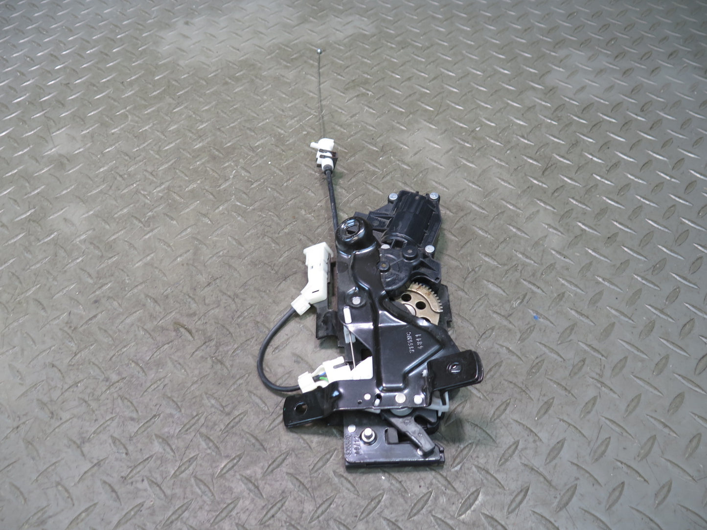 09-16 BMW E89 Z4 Convertible Set of 2 Folding TOP Roof Lock Latch Mechanism OEM