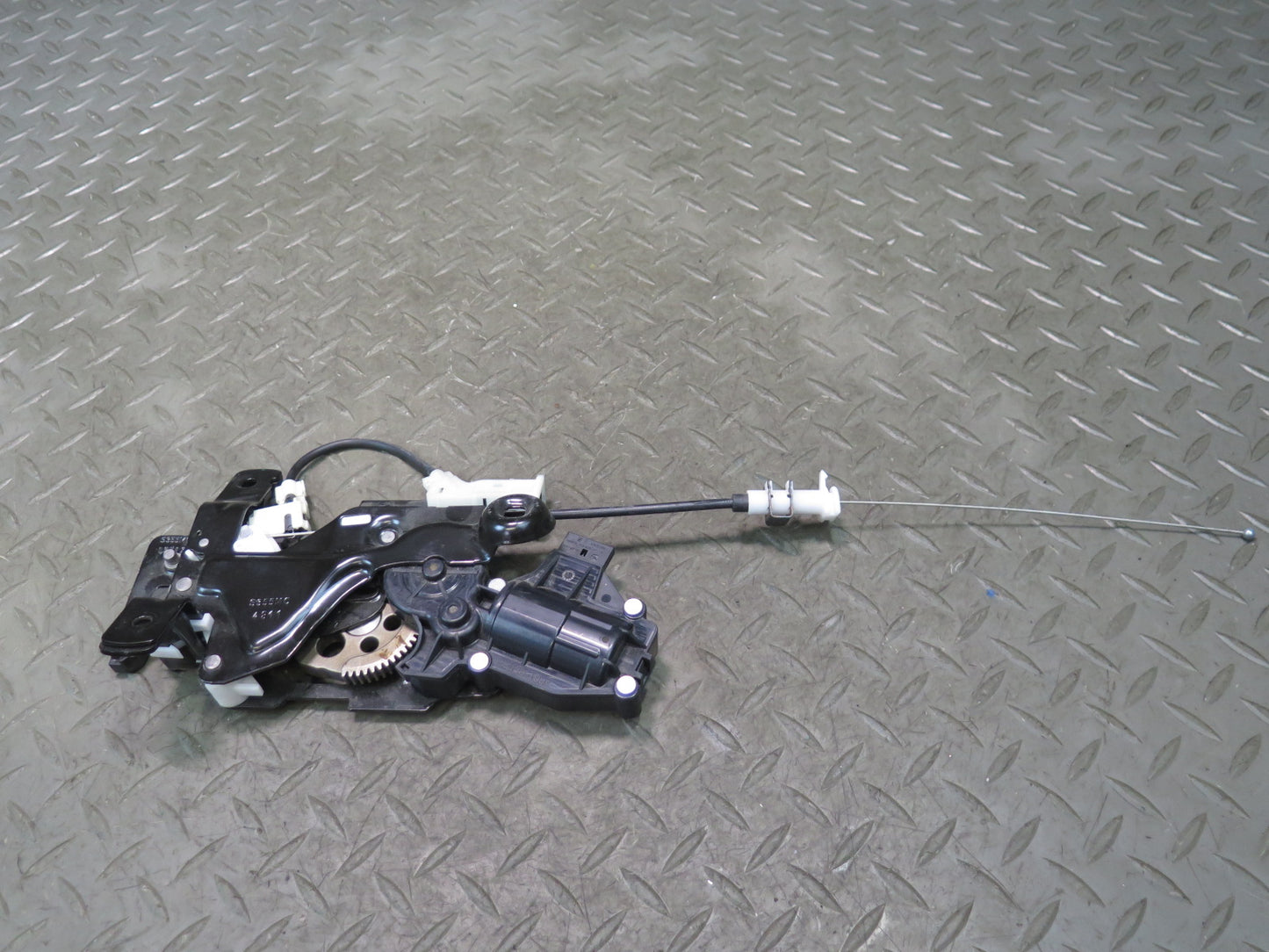 09-16 BMW E89 Z4 Convertible Set of 2 Folding TOP Roof Lock Latch Mechanism OEM