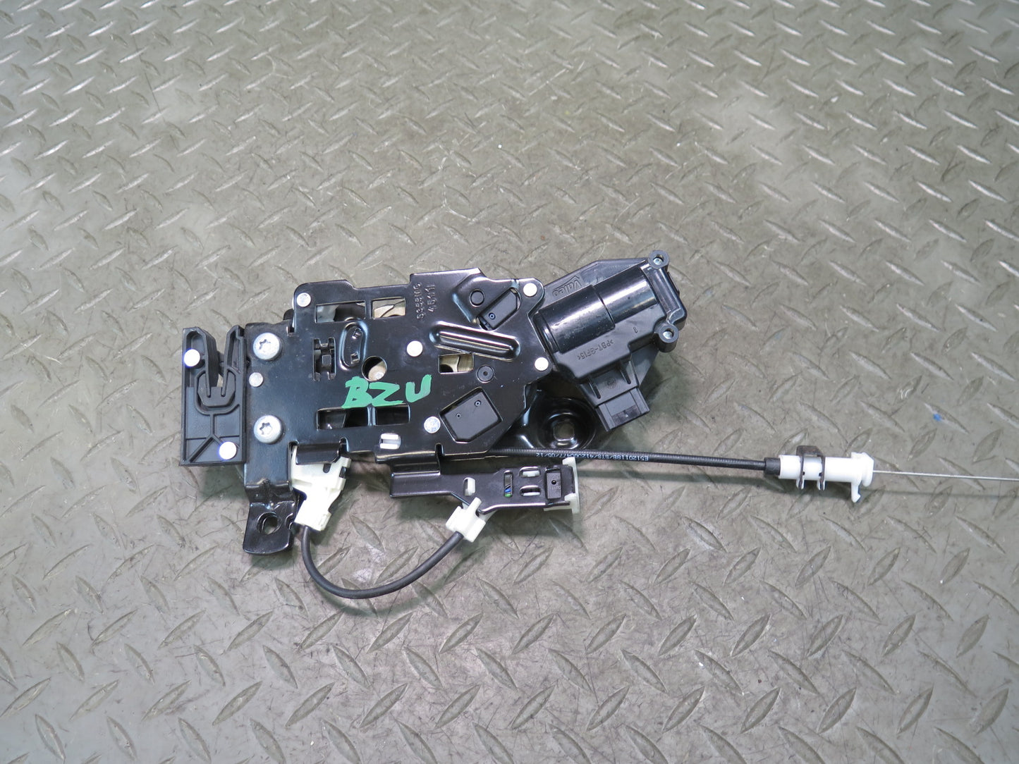09-16 BMW E89 Z4 Convertible Set of 2 Folding TOP Roof Lock Latch Mechanism OEM