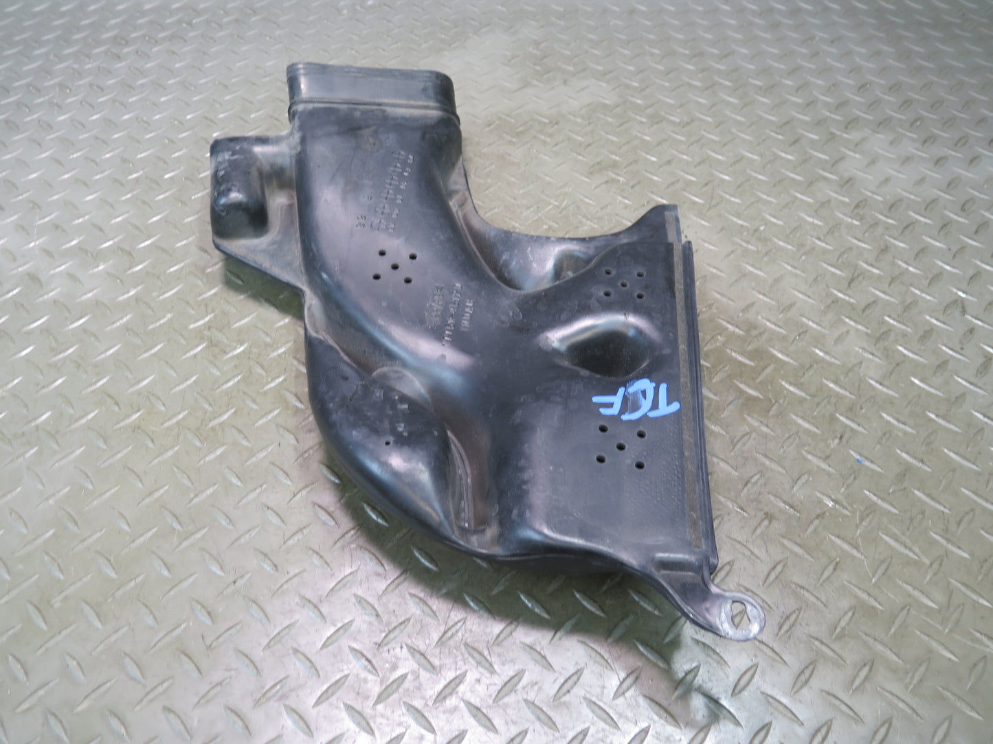 99-01 Toyota Crown JZS175 Air Intake Inlet Duct 17751-46120 OEM