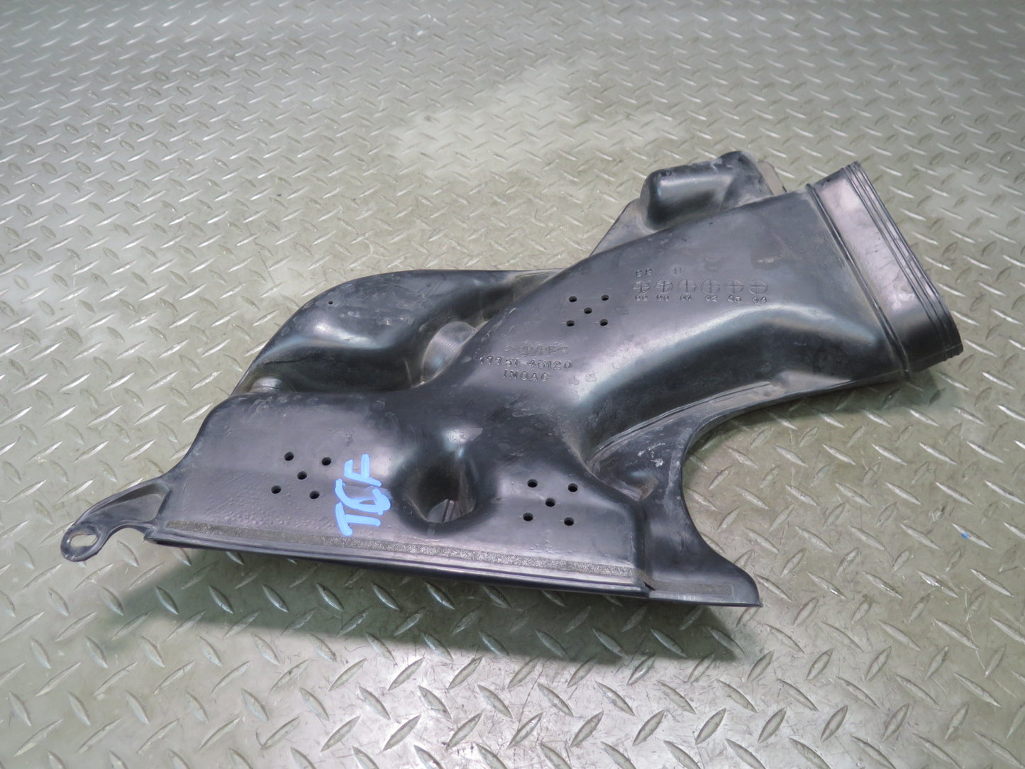 99-01 Toyota Crown JZS175 Air Intake Inlet Duct 17751-46120 OEM