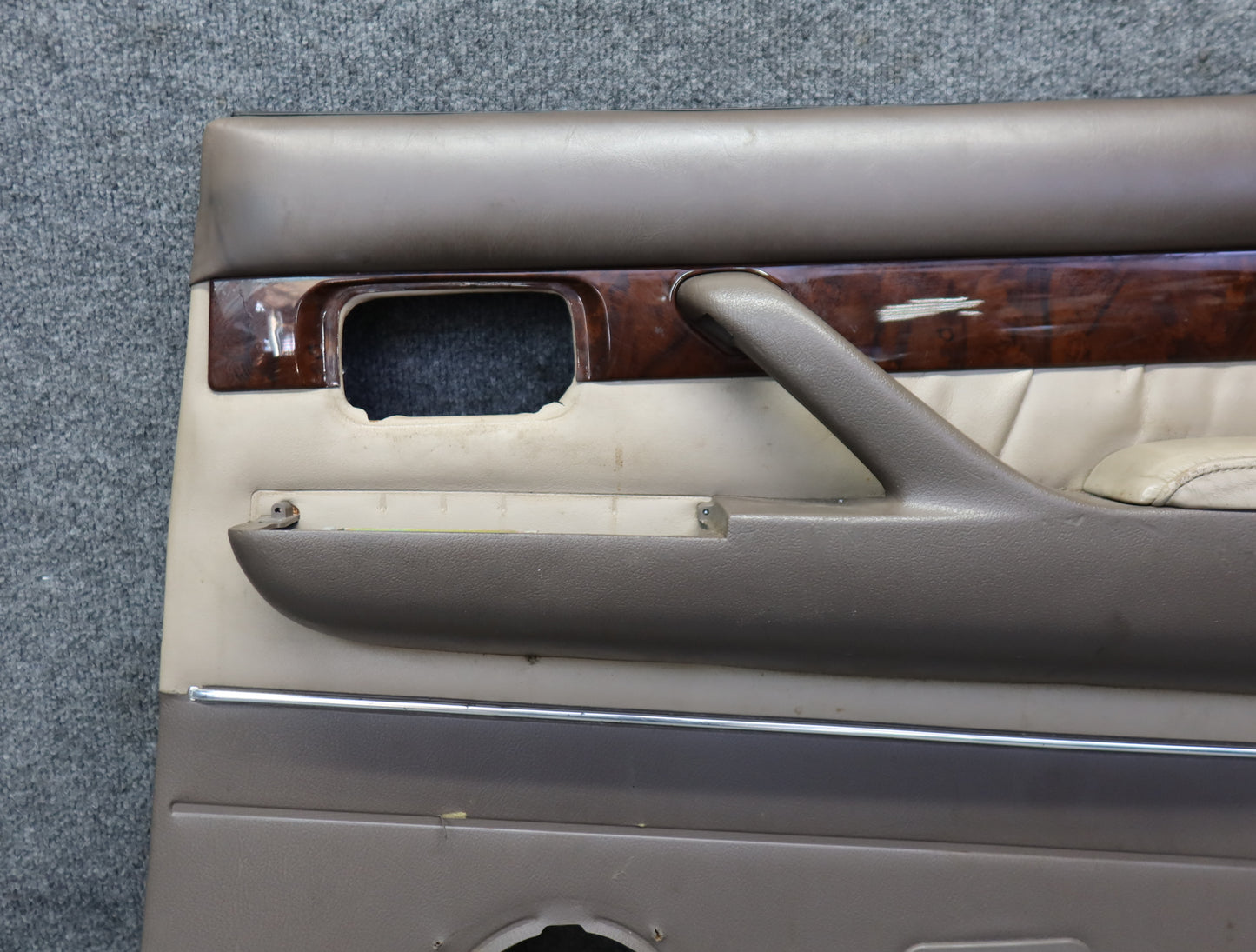 1996-1997 Lexus FZJ80L LX450 Rear Right Door Interior Trim Cover Panel Ivory