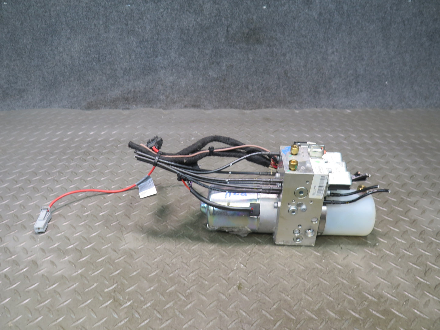 09-16 BMW E89 Z4 Convertible TOP Hydraulic Pump Motor OEM
