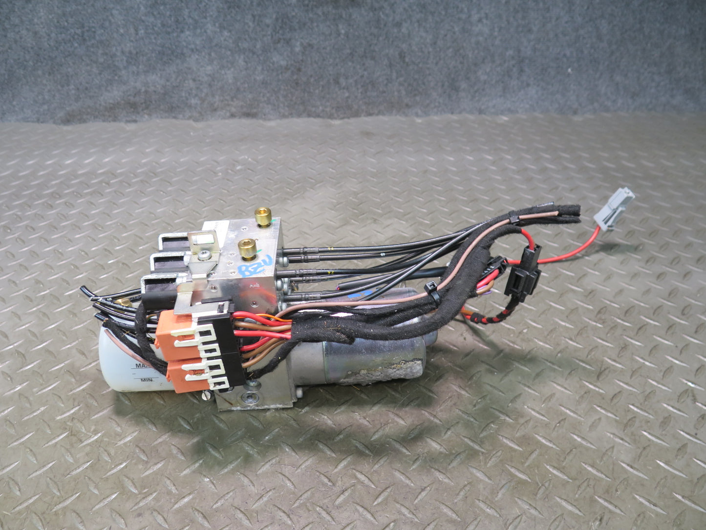09-16 BMW E89 Z4 Convertible TOP Hydraulic Pump Motor OEM