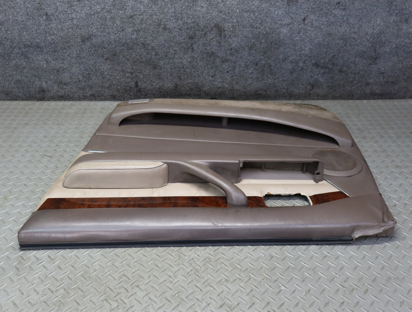 1996-1997 Lexus FZJ80L LX450 Front Right Door Interior Trim Cover Panel Ivory