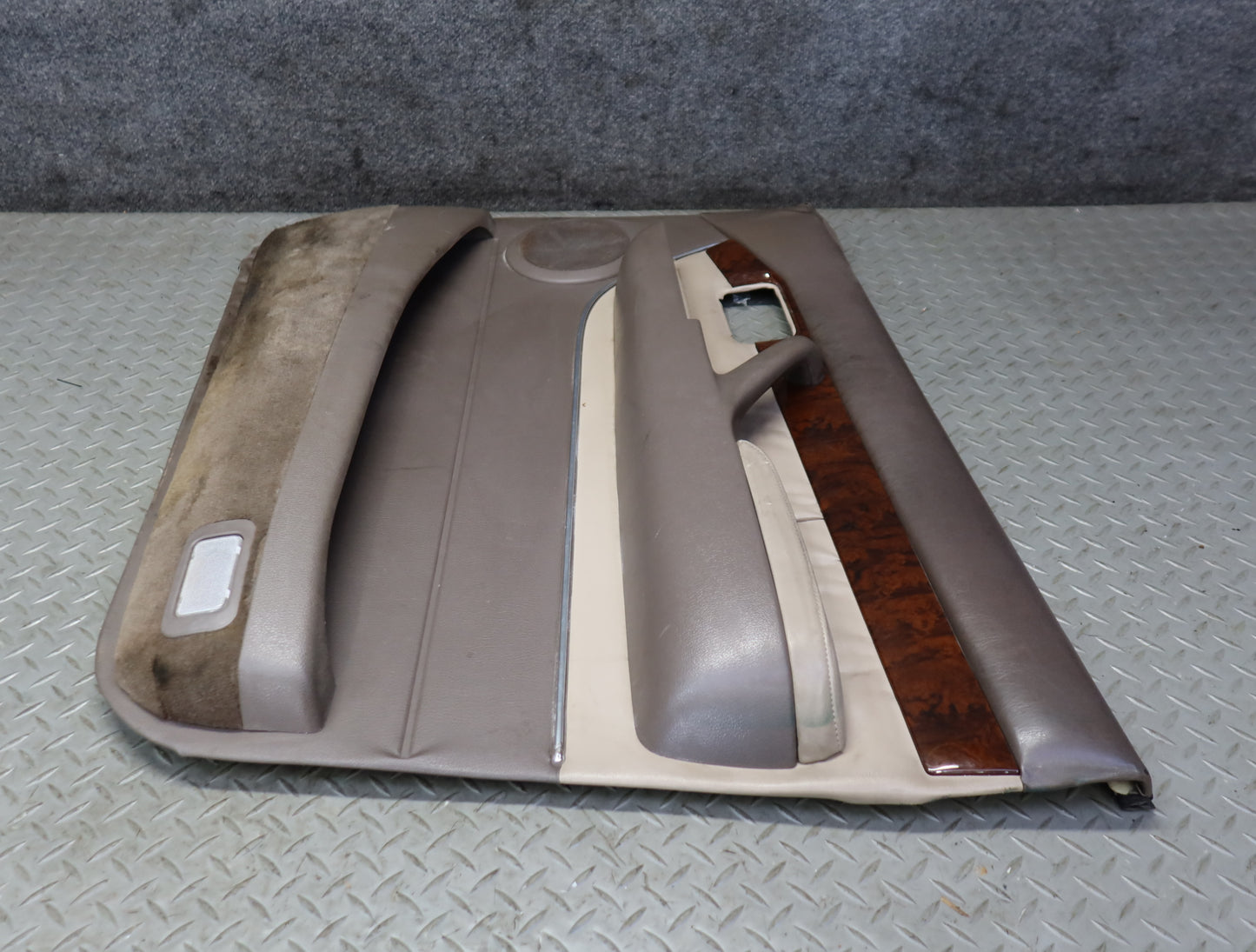 1996-1997 Lexus FZJ80L LX450 Front Right Door Interior Trim Cover Panel Ivory