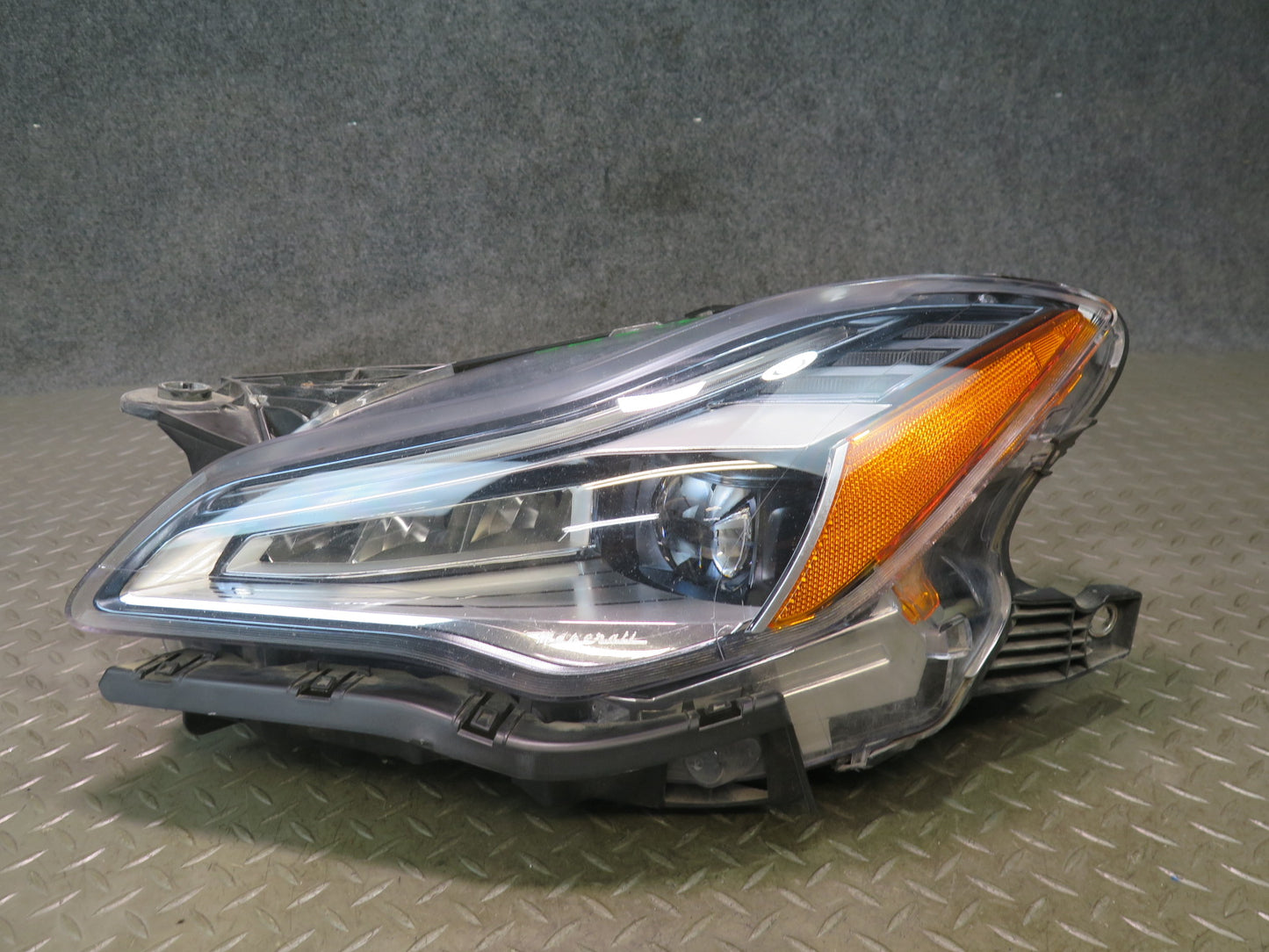 2018-2021 Maserati Quattroporte M156 Front Left Side LED Headlight Lamp