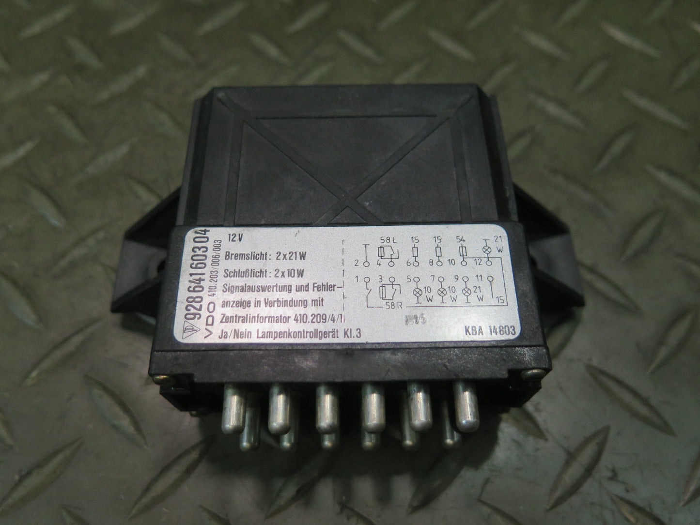 1984-1986 Porsche 928 S Lamp Bulb Relay Control Module 92864160304