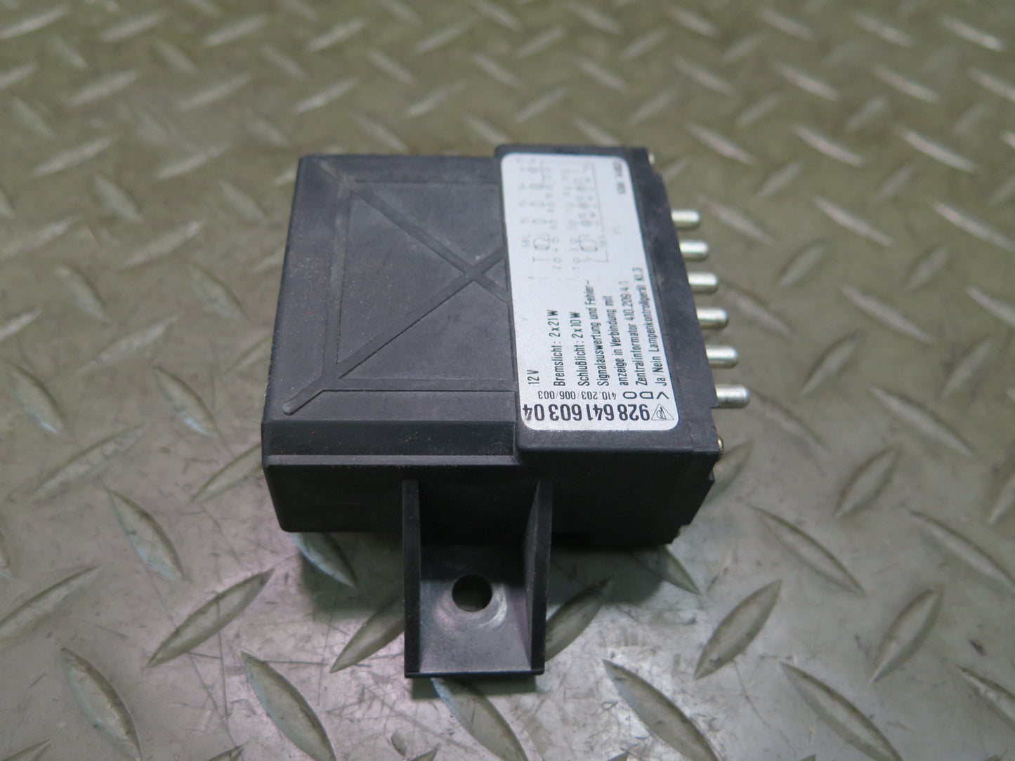 1984-1986 Porsche 928 S Lamp Bulb Relay Control Module 92864160304
