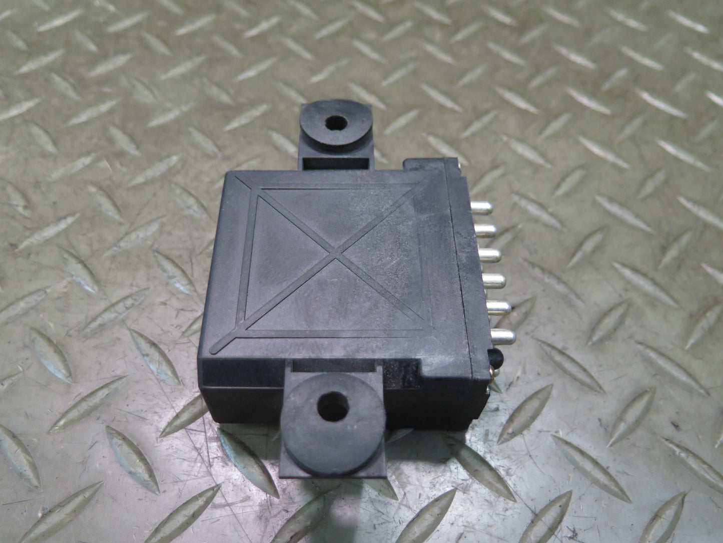 1984-1986 Porsche 928 S Lamp Bulb Relay Control Module 92864160304
